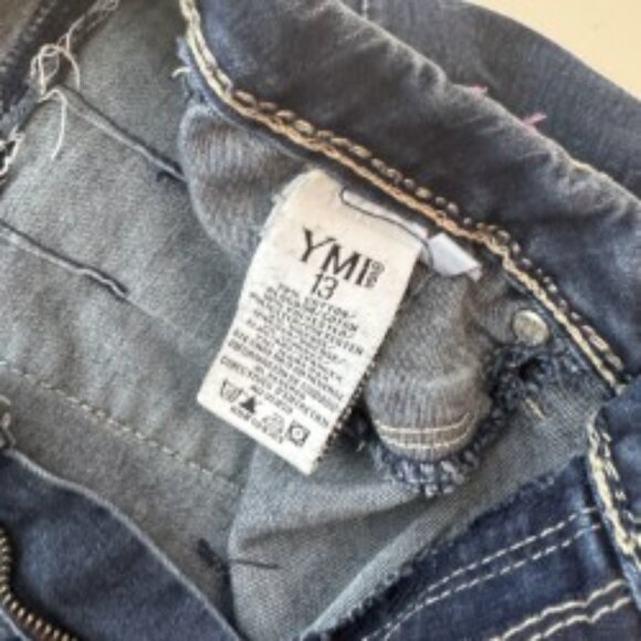 YMI WannaBettaButt? Mid Rise Skinny Jeans | Size 13 - Picture 3 of 6